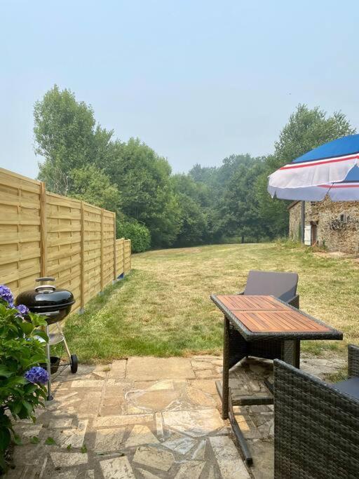 Spacious 1 Bed Home With Shared Pool Champagnac-la-Rivière Eksteriør bilde